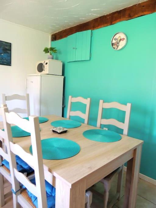 Bienvenue A La Seliniere ! Villa Champ-du-Boult Luaran gambar