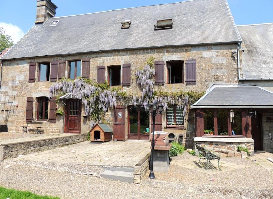 Bienvenue A La Seliniere ! Villa Champ-du-Boult Luaran gambar